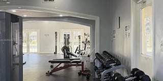 8225 Lake Dr Gallery 10