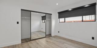 955 N Oxford Avenue Gallery 71