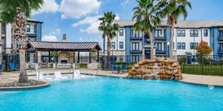 Valor at Harlingen Gallery 16