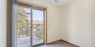 13328 Parkwood Dr # 216 Gallery 14