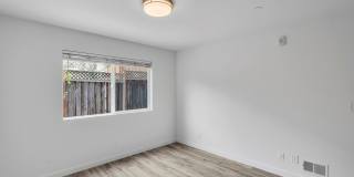 Redwood City: Newly Remodeled 2 Bed 2 Ba w/ In-Unit Washer/Dryer & Private Garage w/ EV Charger Gallery 25