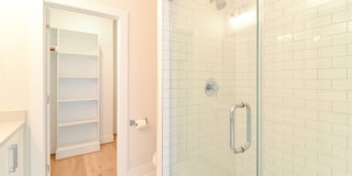 5 Seawell Avenue Gallery 21