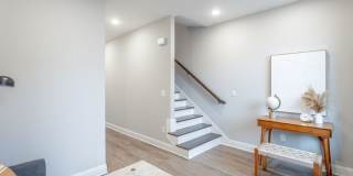 2347 East 18th Street Gallery 9