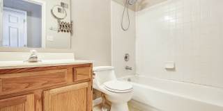 FENCED IN YARD!!!  Beautiful 4/3 UPDATED SF Home in Gaithersburg Gallery 47