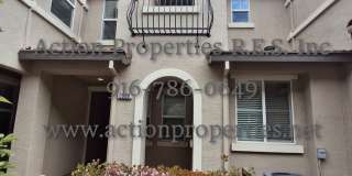 Stunning Townhome.  - 2 Stories - 3 Bed, 2.5 Bath, 2 Car Garage - Nearby Trails! Gallery 1