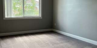 Georgeous College Town 2/2 split floorplan Gallery 20