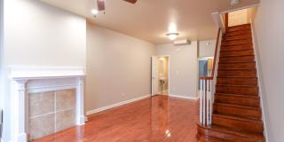 Newly renovated 3 bed 1.5 bath, central air Gallery 4