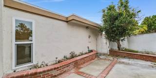 "Rare Single-Story Remodel: Modern 3BR End-Unit in University Park Gallery 67