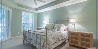 ***PELICAN BAY CRESCENT SEASONAL RENTAL***3 BED 2.5 BATH***2 CAR GARAGE***EXCELLENT LOCATION*** Gallery 12