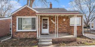 Cozy 2 Bedroom, 1 Bathroom Home - Move-In ready Gallery 1