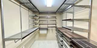 1,600 sqft 2-Level SOMA 1BD+2 Bonus Rooms+ 1.5BA Loft! 2 Car Pkg! Laundry! Balcony! -PROGRESSIVE Gallery 23
