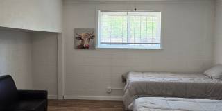 Recently updated 4 bedroom 4 bathroom house in the UNM  North Campus area! Gallery 22