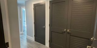 Charming 3 Bedroom-No Broker Fee Gallery 5
