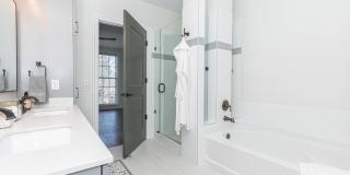 Amorance Downtown Alpharetta Gallery 40