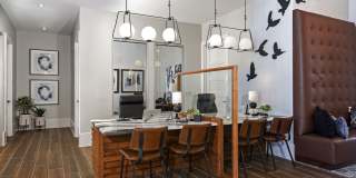 Austin Avenue Gallery 20