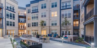 Mallory Square Gallery 11