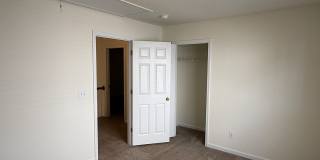10411 Hellebore Road Gallery 15
