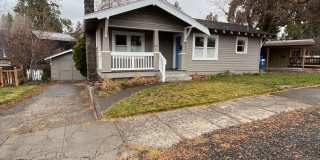 Remodeled DOWNTOWN Bend House, Newer Flooring/Paint/Appliances, Gas heat, Small Garage, Fenced Yard Gallery 1