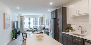 The Hudson Gallery 26