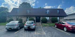 114 Old Athens Pike Gallery 1