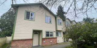 3 bed 1.5 bath townhome in the prime location of Bothell!! Gallery 4