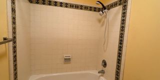 Mesa 2 Bedroom 1 Bath in Triplex Building Gallery 13
