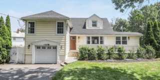 122 Village Circle West Gallery 1