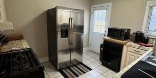 2301 Sayles Boulevard Gallery 8