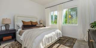 The Clara Gallery 24