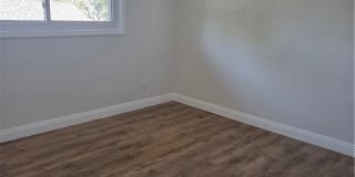 1107 W Memory Lane Gallery 16