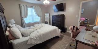 2 bedroom close to Five Points! Gallery 12