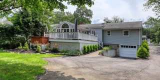 230 Pinelynn Rd Gallery 25