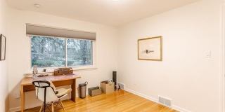 1039 N Old Woodward Avenue Gallery 22