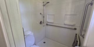 Lower 3 bedroom unit Gallery 15