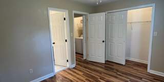 Stunning 2 Bed, 2 1/2 Bath Townhouse Available Now Stunning 2 Bed, 2 1/2 Bath Townhouse Available Now Gallery 25