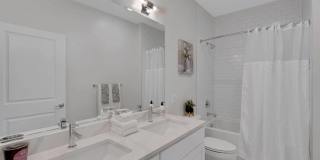 Summerhill Gallery 34