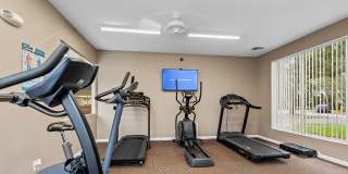 Tennis Towers Apartments Gallery 40
