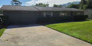 3 BEDROOM TO 2 BATH SPACIOUS HOME WITH OVERSIZED GARAGE 3 BEDROOM TO 2 BATH SPACIOUS HOME WITH OVERSIZED GARAGE Gallery 3