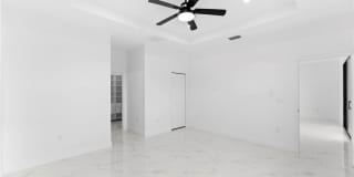 1236 NW 25th Place Gallery 9