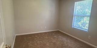 SPACIOUS 4 BED/ 3 BATH HOUSE! SPACIOUS 4 BED/ 3 BATH HOUSE! Gallery 14