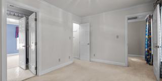 2113 Fallon Oaks Court Gallery 16