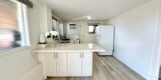 Available NOW - Newly Renovated Studio with 1 Bath & Washer/Dryer in Maunalani Heights! Gallery 1