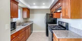 236 W Escalones Gallery 1