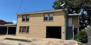 435 Aucoin Gallery 1