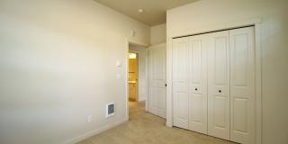 Tanasbourne: Spacious 2 Bed 1 Bath Condo at Arbor Crossings Gallery 15