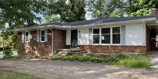 3 Bedroom | 3 Bath House in Elizabethtown - FOR RENT Gallery 1