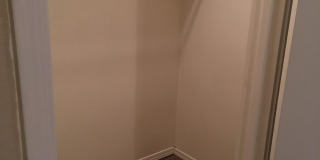Columbia Gallery 8