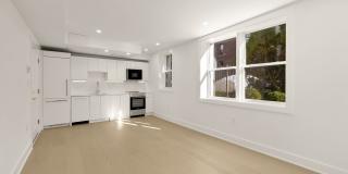 Windsor at Kalorama Gallery 17