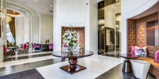 The Ivy Park Place Gallery 33