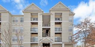 5130 BRITTNEY ELYSE Circle unit: I Gallery 1